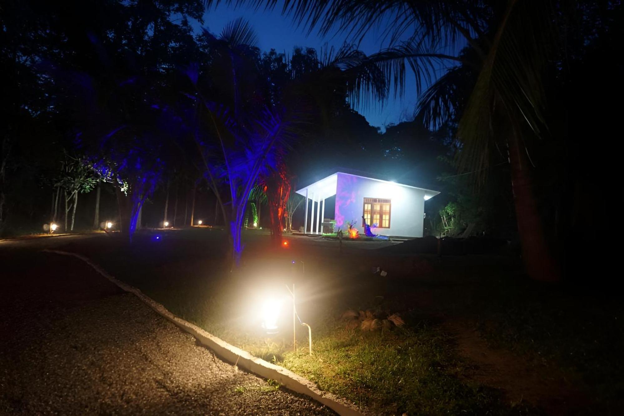 Little Ele Safari Lodge Udawalawe Bagian luar foto