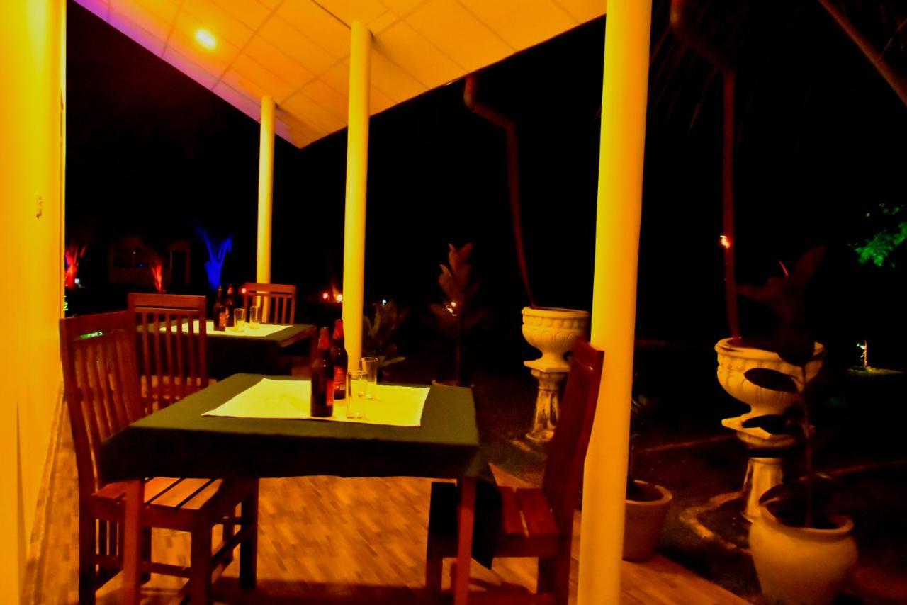 Little Ele Safari Lodge Udawalawe Bagian luar foto